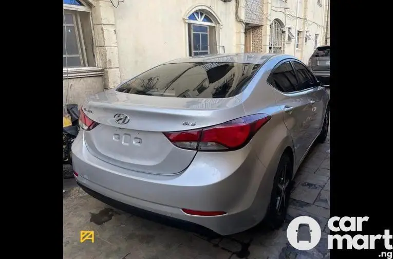 2014 Hyundai Elantra - 4/5