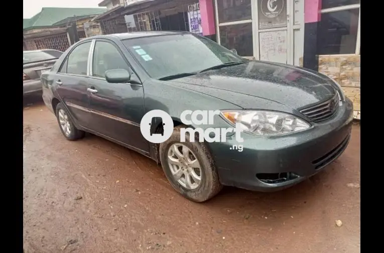 Clean Registered 2005 Toyota Camry XLE - 5/5