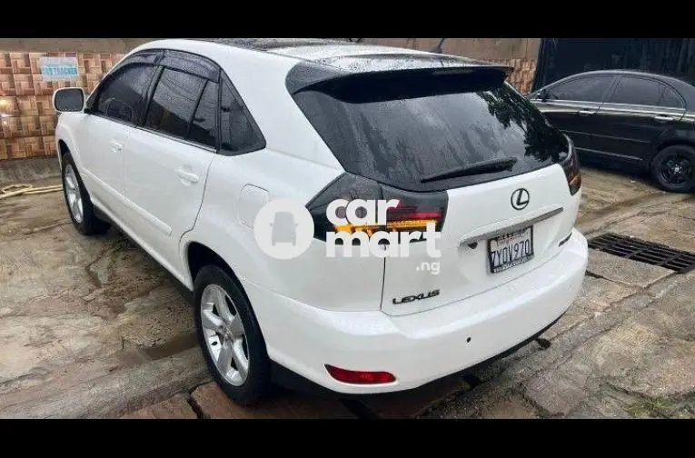 Foreign used Lexus Rx330 2006 - 3/5