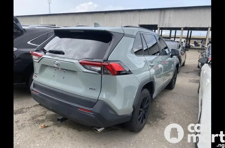 Foreign Used 2020 Toyota rav4 - 5/5