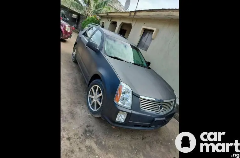 Briefly Used 2005 Cadillac Escalade Northstar (Registered) - 1