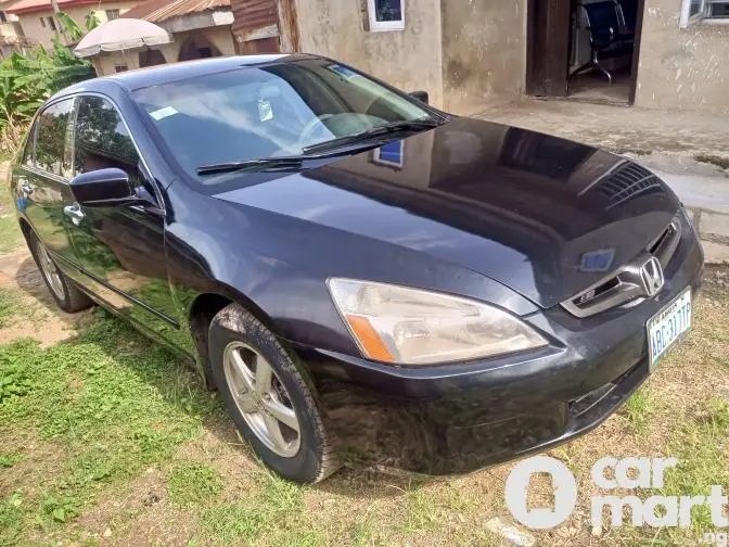 Used Honda Accord 2005 - 3/5