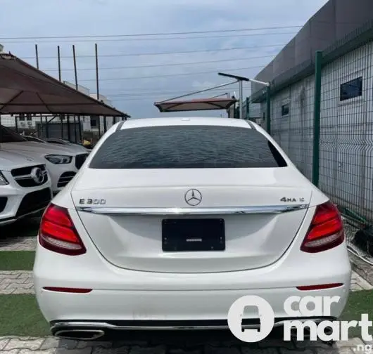 2017 Mercedes Benz E300 - 5/5