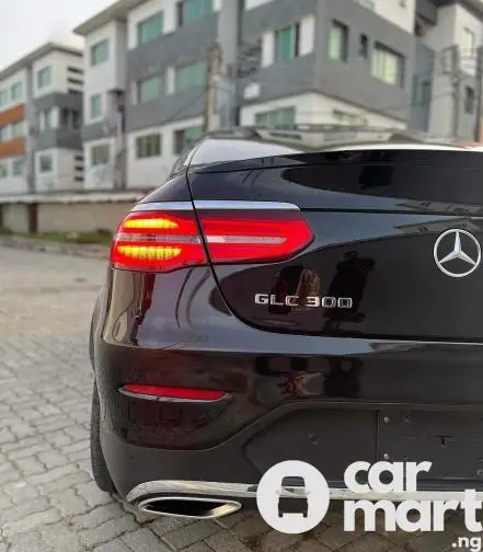 Tokunbo 2017 Mercedes Benz GLC300 (Coupe) - 4/5