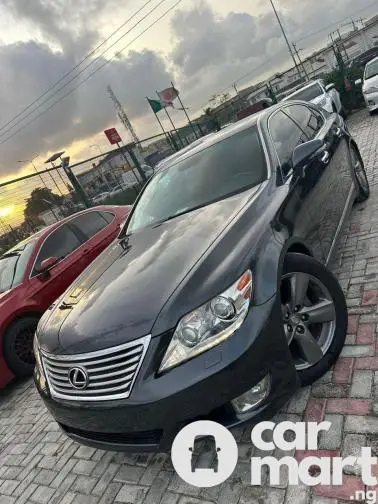 Pre-Owned 2011 Lexus LS460 - 3/5