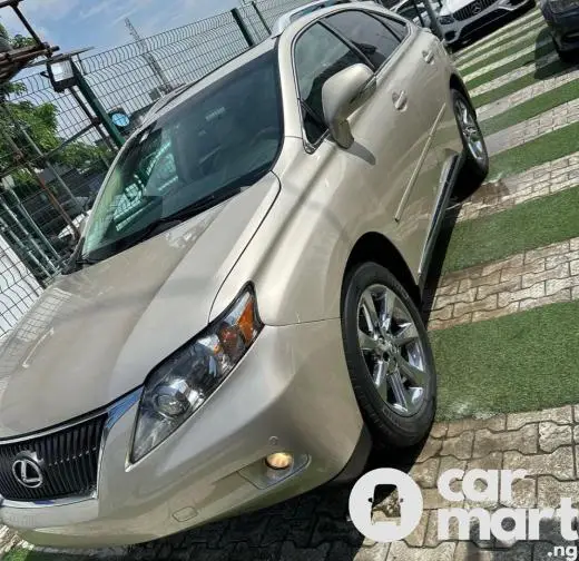 Tokunbo 2011 Lexus RX350 - 3/5