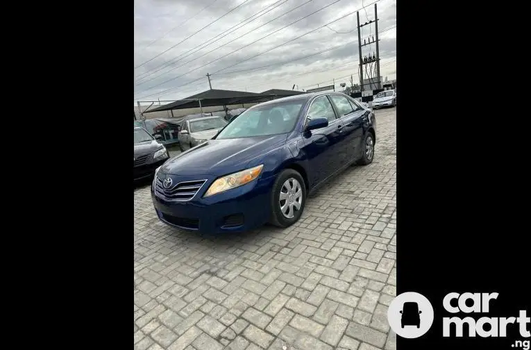 Tokunbo 2011 Toyota Camry LE - 3/5