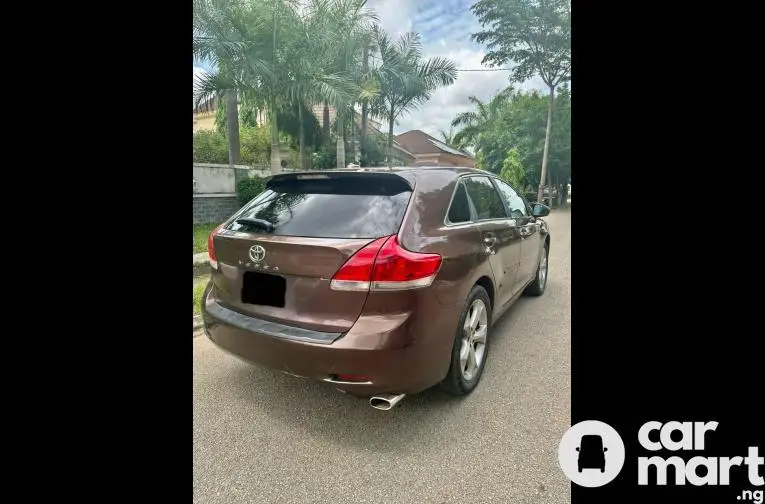 SUPER CLEAN 2010 KEYLESS TOYOTA VENZA - 5/5