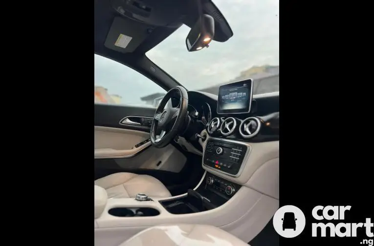 Tokunbo 2015 Mercedes Benz CLA250