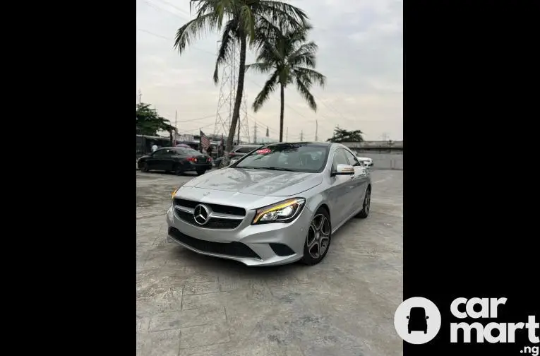 Tokunbo 2015 Mercedes Benz CLA250 - 3/4