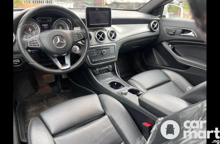 Used  Mercedes Benz GLA 2017 - 4/5