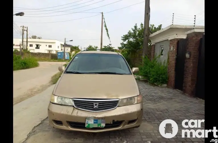 Clean First Body 2002 Honda Odyssey - 5/5