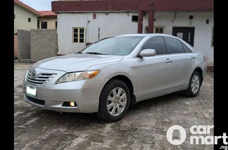 Nigerian Used 2009 Toyota Camry XLE - 1/5