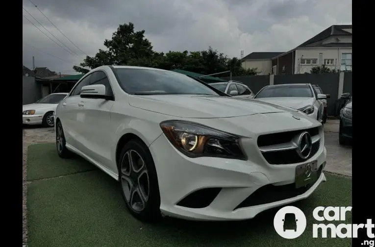 Pre-owned 2014 Mercedes Benz CLA 250 - 1/4