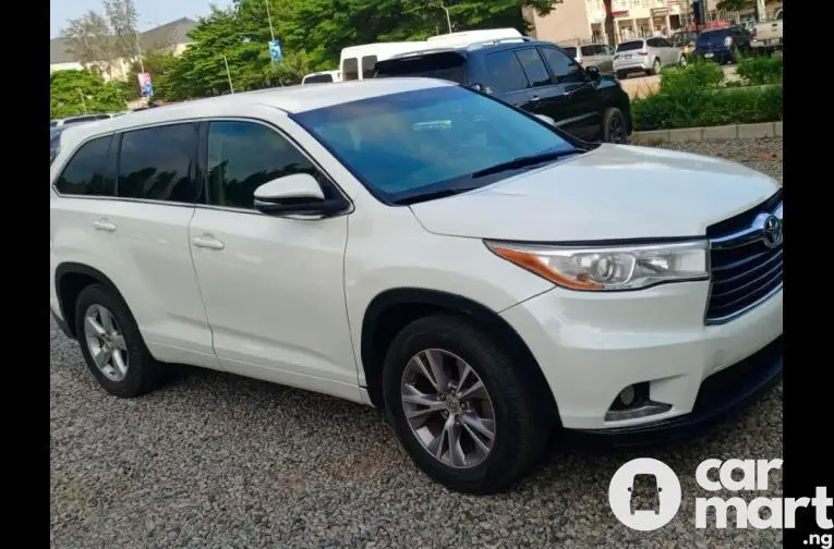 Foreign used 2016 Toyota Highlander