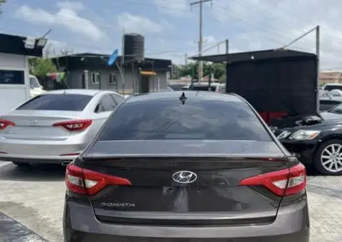 Tokunbo 2015 Toyota Hyundai Sonata - 5/5