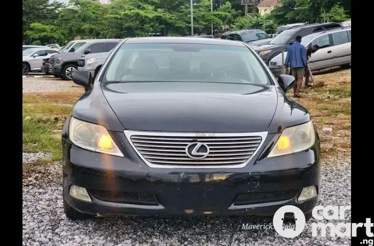 Used Lexus LS 460 2007 - 2/4