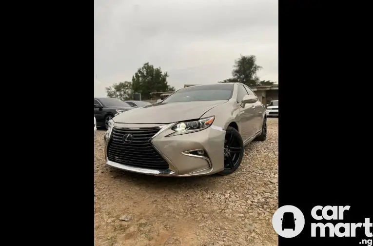 SUPER CLEAN 2018 UPGRADED LEXUS ES350 - 1/5