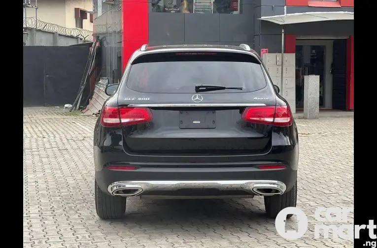 Foreign used 2019 Mercedes Benz GLC300 (Full option) - 5/5