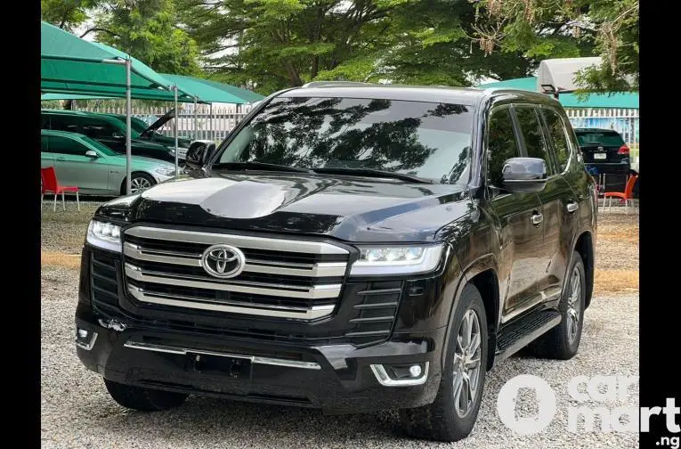 TOKS STANDARD 2023 UPGRADED TOYOTA LAND CRUISER - 1/5