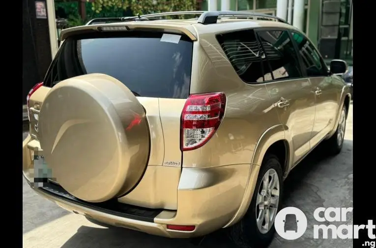 Premium Nigerian Used 2010 Facelifted to 2012 Toyota RAV4 Limited - 5/5