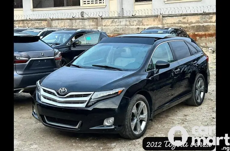 2012 Toyota Venza XLE Used Accident Free - 1/4