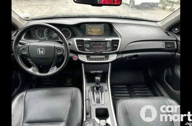 Pre-Owned 2014 Honda Accord - 3/5