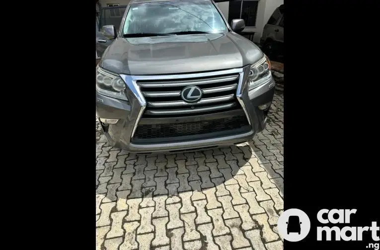 Rarely used 2014 Lexus Gx 460 Premium - 5/5