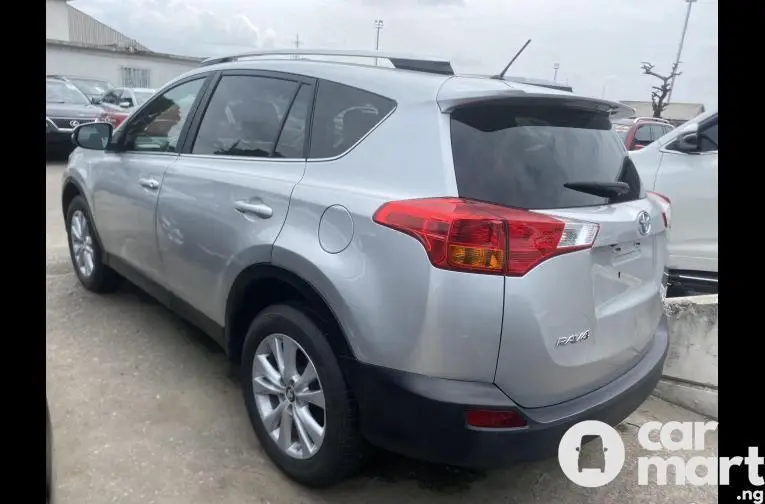 Foreign Used 2014 Toyota rav4 - 5/5