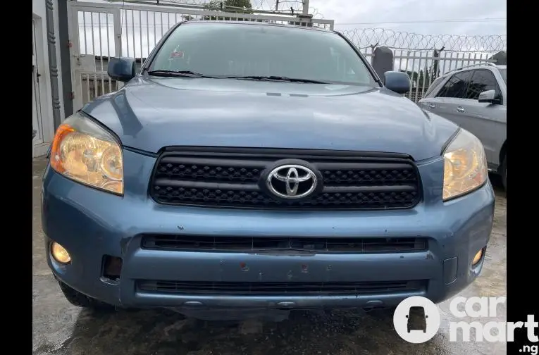 Premium Nigerian Used 2007 RAV4 Sport - 1/5