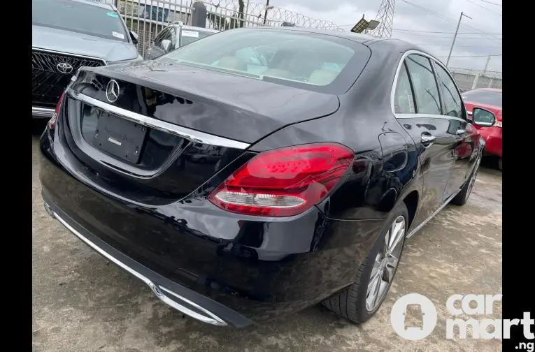 2017 Foreign-used Mercedes Benz C300 - 5/5