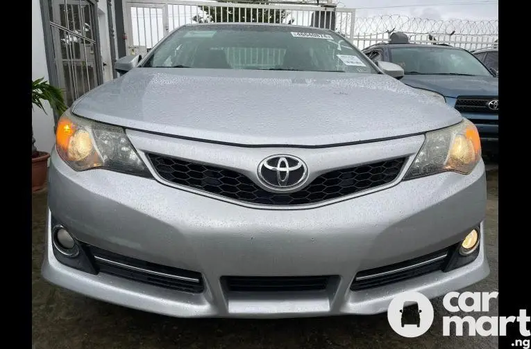 Foreign-used 2013 Toyota Camry Sport - 1/5