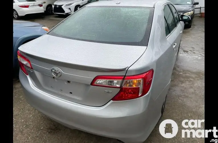 Foreign-used 2013 Toyota Camry Sport - 5/5