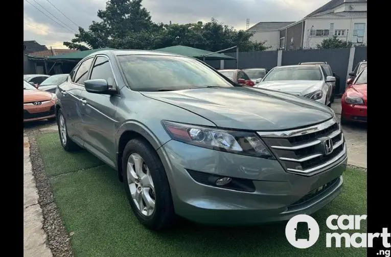 Pre-owned 2011 Honda Crosstour - 1/5