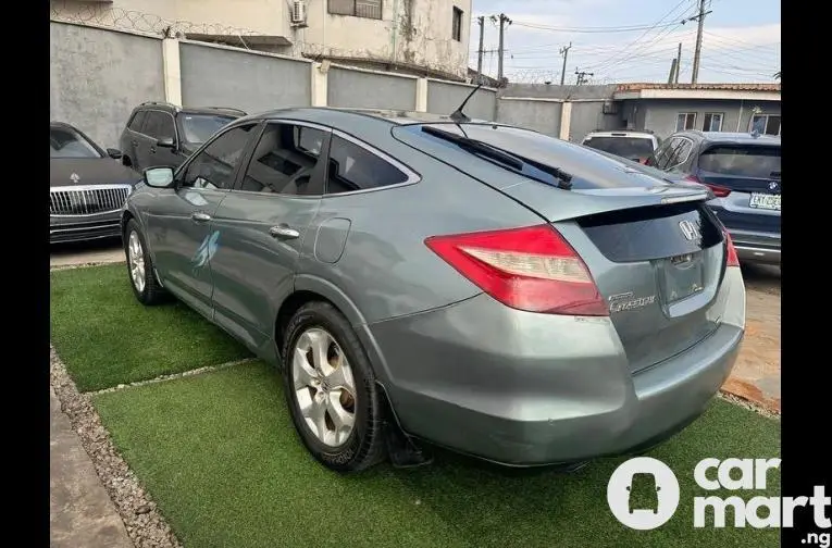 Pre-owned 2011 Honda Crosstour - 4/5