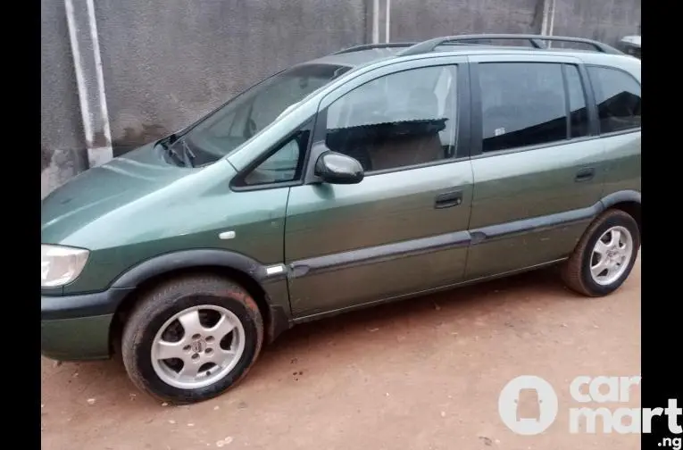 2001 Opel Zafira - Immaculate Condition! - 1/4