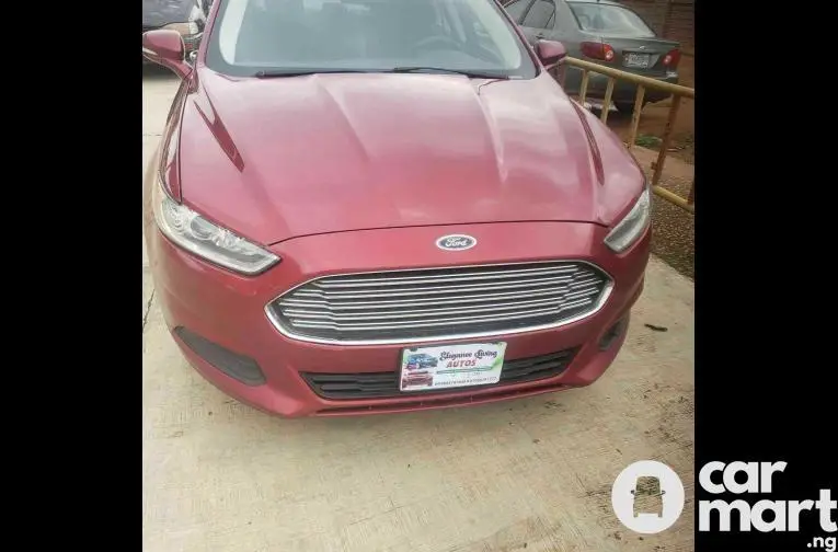 Neatly foreign used Ford fusion 2015 - 3/4