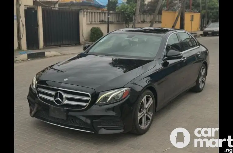 Pre-Owned 2017 Mercedes Benz E300 - 1/4