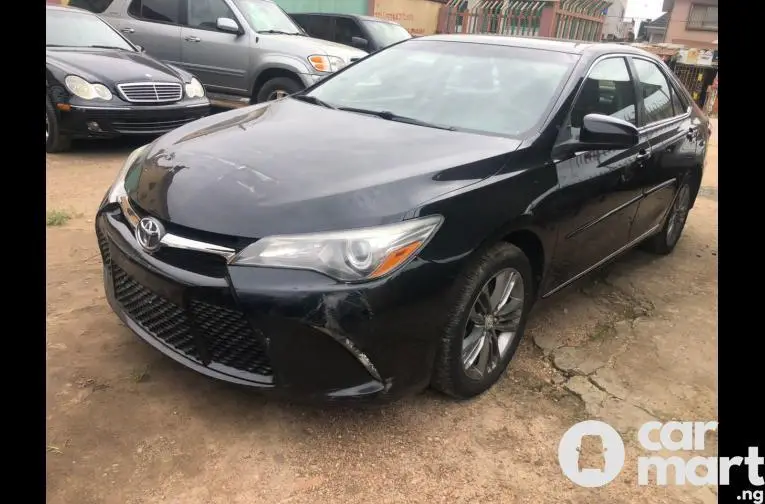 Tokunbo 2017 Toyota Camry - 2