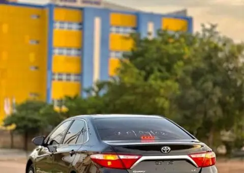 Foreign used 2016 Toyota Camry LE - 4/5