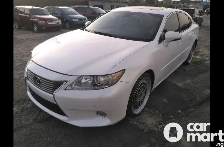 Used Lexus ES350 2014