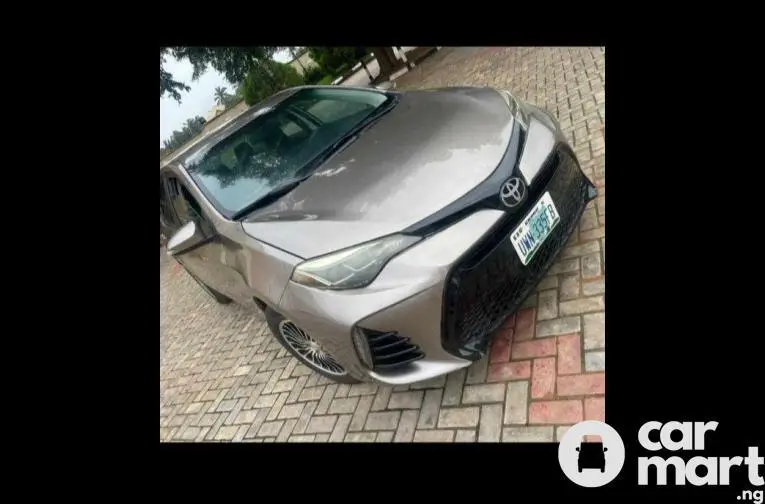 Used 2017 Toyota Corolla - 1/4