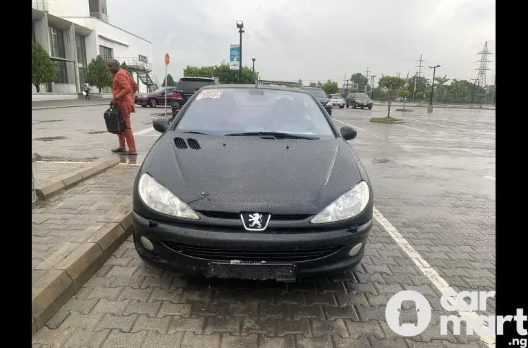 FOREIGN used Peugeot 206 CC Manual Transmission - 1/5