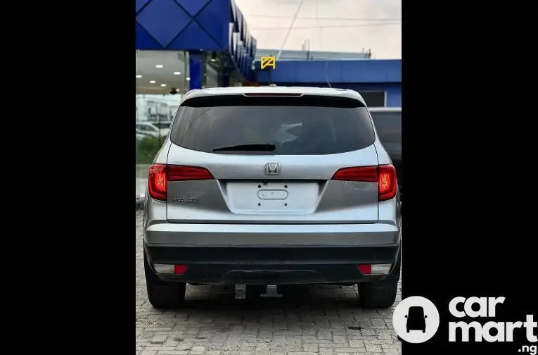 2018 Honda Pilot LX