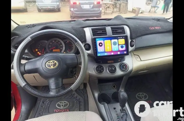 Clean Registered 2007 Toyota RAV4 4WD With Android Screen - 2/5