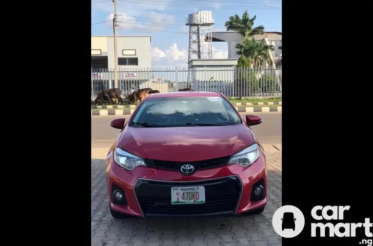 Used Toyota Corolla 2015 - 1/5