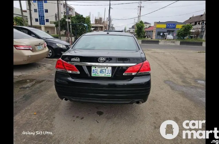 Used Toyota Avalon 2011 - 1/5