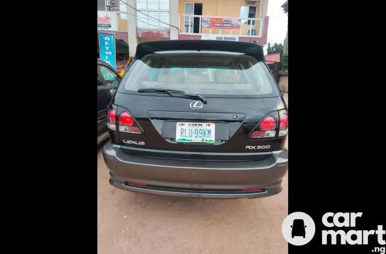 Used Lexus RX300 2001 Model