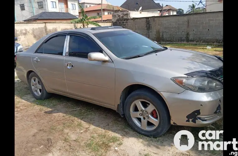 Used 2005 Toyota Camry - 1/5