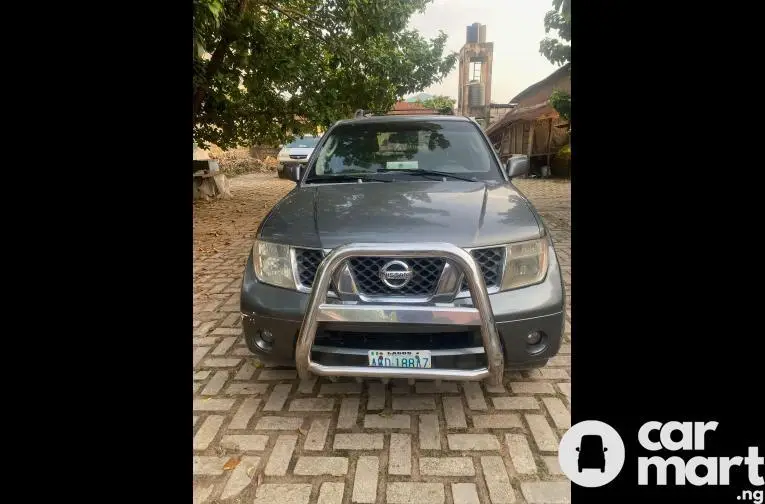 Used Nissan Pathfinder 2005 - 1